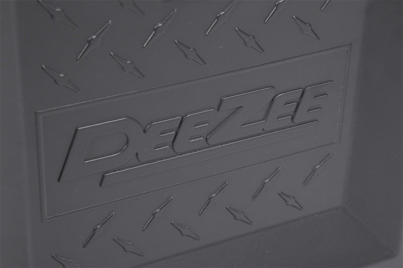 Deezee Universal Tool Box - Specialty Triangle Plastic
